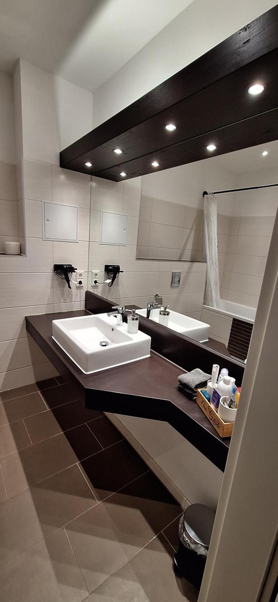Modernes Einraumzimmer Mit Eigenem Bad, Balkonnutzung, Zentrumsnah - In 10 Minuten Mit Dem Rad Oder Dem Oepnv Zur Arena Und In Leipzigs Innenstadt Dış mekan fotoğraf